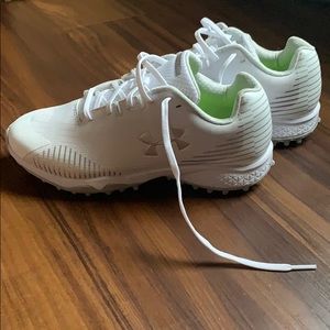 NWOT Under Armour Women's Lacrosse Turf Cleats
